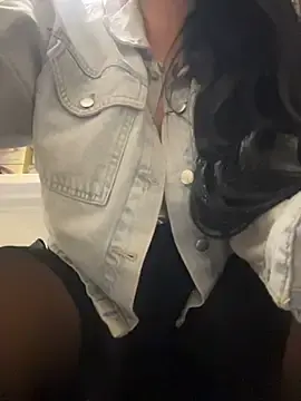 Stripchat Live Porn of Tisha_Busty
