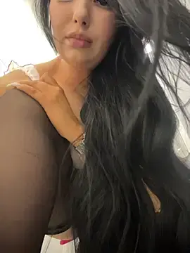 Stripchat Sex Cam of Tisha_Busty