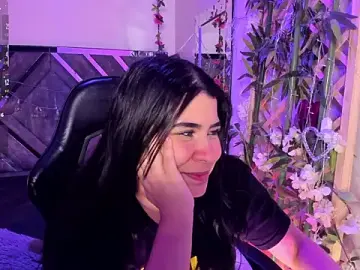 Stripchat Adult Webcam of DaphneContry