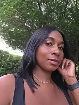 Stripchat Live Sex Cam of HanaThompson