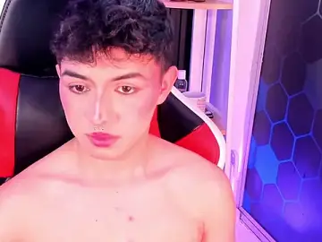 Stripchat Best live sex cam show of Cristopher_Wild