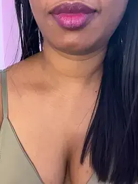 Stripchat Free Porn Cam of tamil_Aarathi