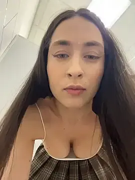 Stripchat Free Live Porn of Holly_Play