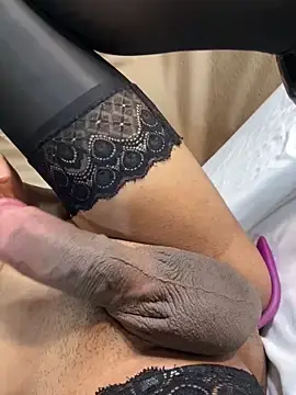 Stripchat Best live sex cam show of Scarleett_22