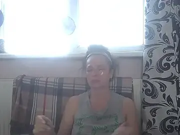 Stripchat Best live sex cam show of LindaStarS