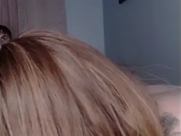 Stripchat Watch Live Sex Cams of UrBRat