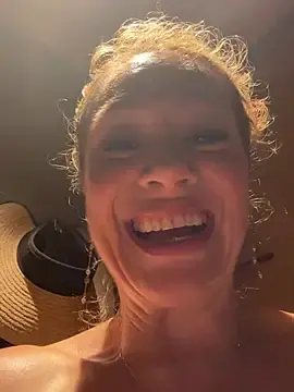 Stripchat Nude Webcam of angelitasexy81