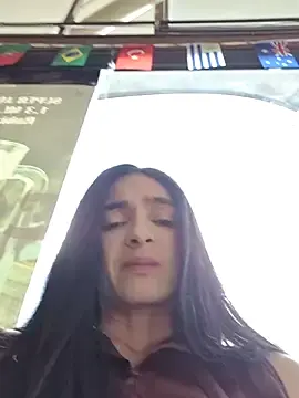 Stripchat Free Porn Cam of Sam_Sara