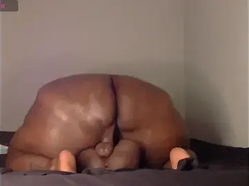 Stripchat Free Porn Cam of Thickkemzz41