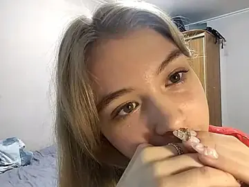 Stripchat Sex Cam of HebrewRiding