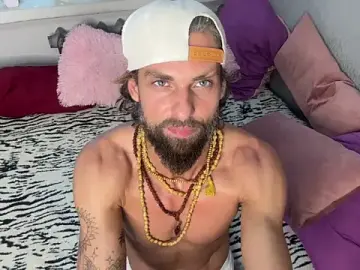 Stripchat Live Sex Cam of roberto_gray