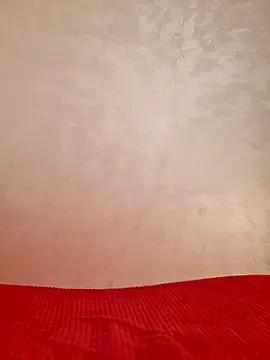 Stripchat Live Sex Cam of -The_Bee-