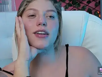 Stripchat Adult Webcam of alaia_greyy