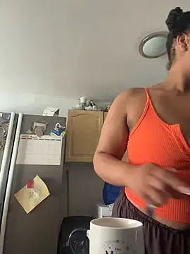 Stripchat Watch Live Sex Cams of Regina69slut