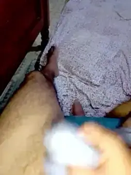 Stripchat Free Porn Cam of hackyourpussy@xh