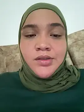 Stripchat Adult Webcams of sweetmuslim01
