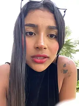 Stripchat Free Live Porn of Mariangel_11