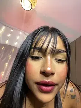 Stripchat Adult Video Chat of Mariangel_11