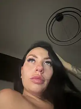 Stripchat Adult Webcam of BELLABLACKXUK