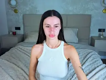 Stripchat Sex Cam of Snow_WhiteeeX