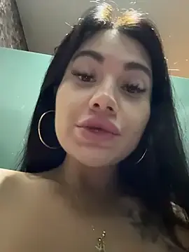 Stripchat Live Sex Cam of Wet__Bunny