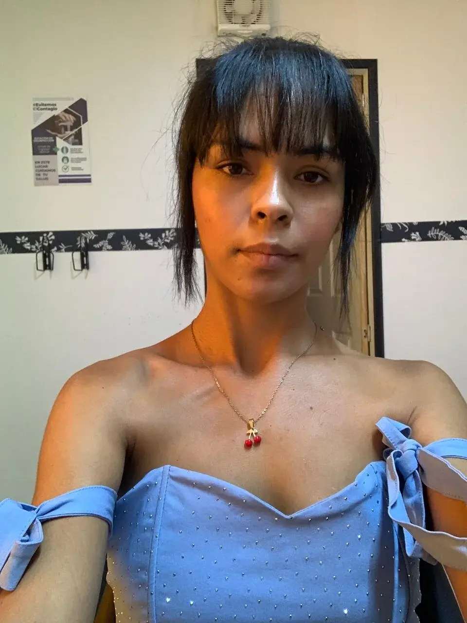 Tiara_Latina