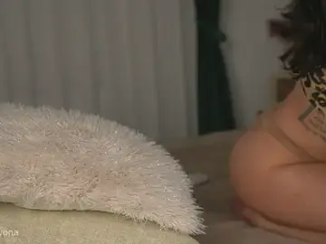 Stripchat Best Webcam of Alyonaqueen_