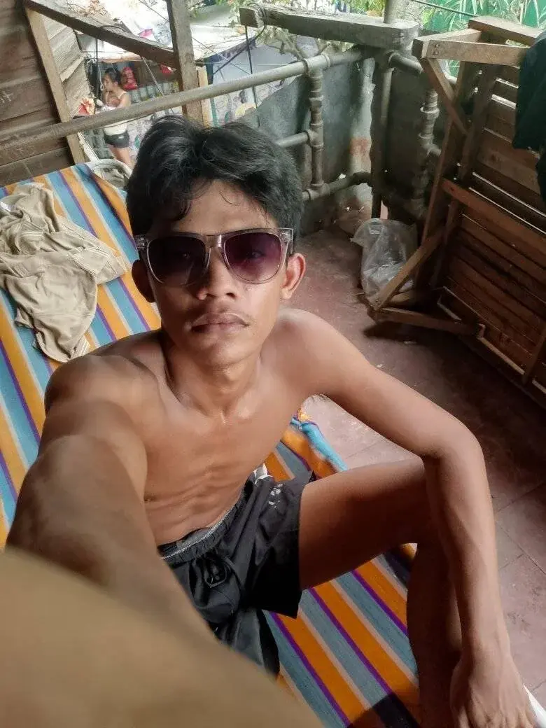 pinoy_lowey18