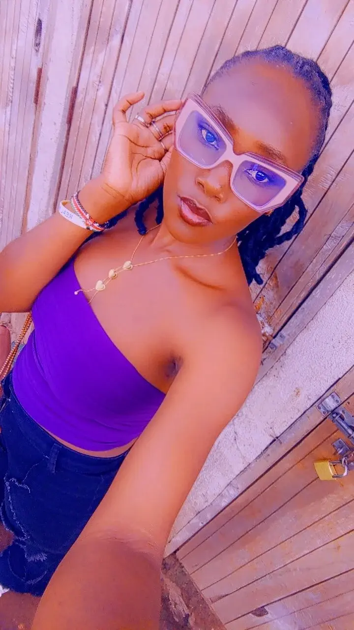 Alicia84_