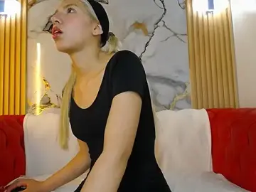 Stripchat Nude Webcam of Winter_Girl_07