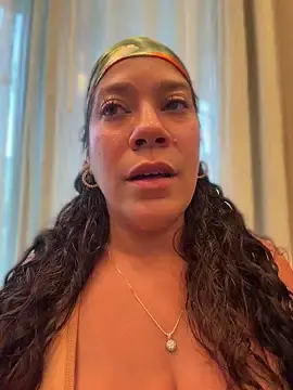 Stripchat Free Live Porn of Bigbuttbrooklynn