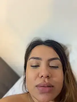 Stripchat Watch Live Sex Cams of valeria2019hot