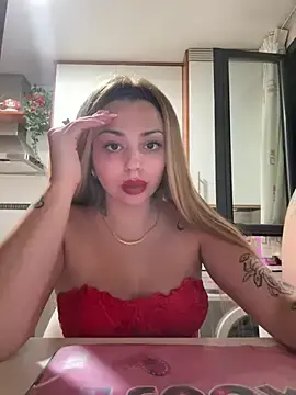 Stripchat Best live sex cam show of Noeliagglow