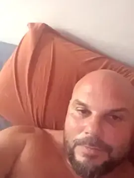 Stripchat Sex Cam of Javierchico