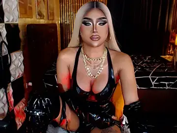 Stripchat Best live sex cam show of MassiveCockTrans