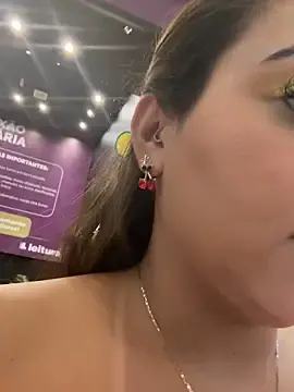 Stripchat Adult Webcam of lariic