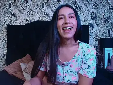 Stripchat Best Webcam of EmiGomez_