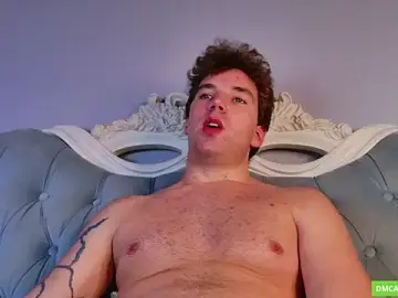 Stripchat Free Porn Cam of ArthurMeyers