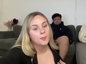 Stripchat Free Porn Cam of bigboobybaby@xh