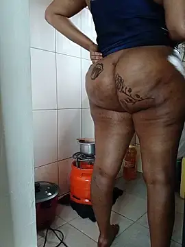 Stripchat Live Sex Cam of Babez_show