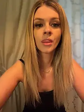 Stripchat Best Webcam of Love_Bri