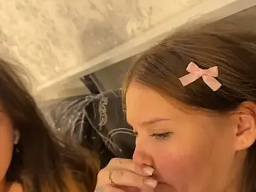 Stripchat Private Sex Chat of pinklesbi