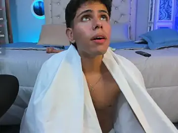 Stripchat Live Sex Cam of hunterwest06