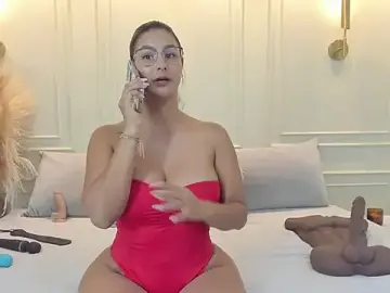 Stripchat Best live sex cam show of gabysanta_