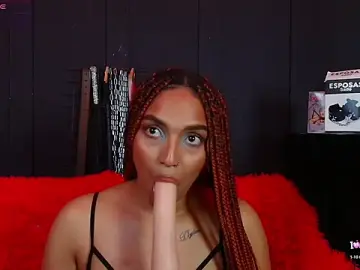 Stripchat Live Sex Cam of Briana_pratt