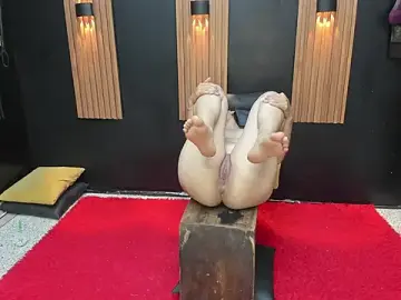 Stripchat Sex Cam of BDSM_Vantablack___