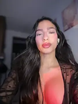 Stripchat Sex Cam of DulceLenns