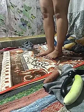 Stripchat Sex Cam of Hotty-Rani-Bhabi