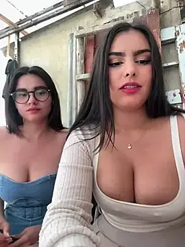 Stripchat Adult Webcam of Maddy_Rouse_