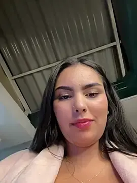 Stripchat Free Live Porn of Maddy_Rouse_